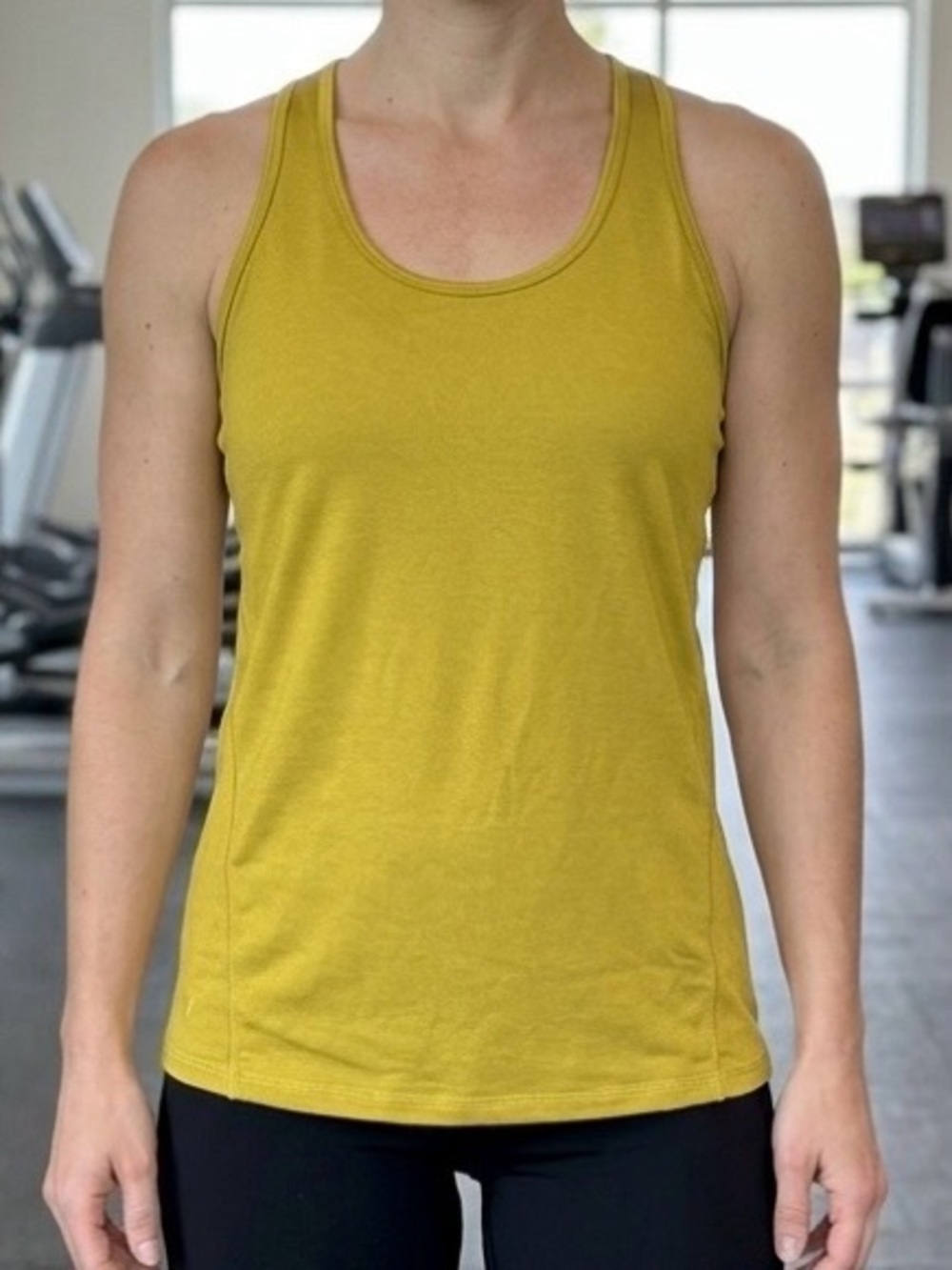 Icyzone Athletic Racerback Tank Top Mustard Yellow Sz M Workout Gym Run Yoga EUC